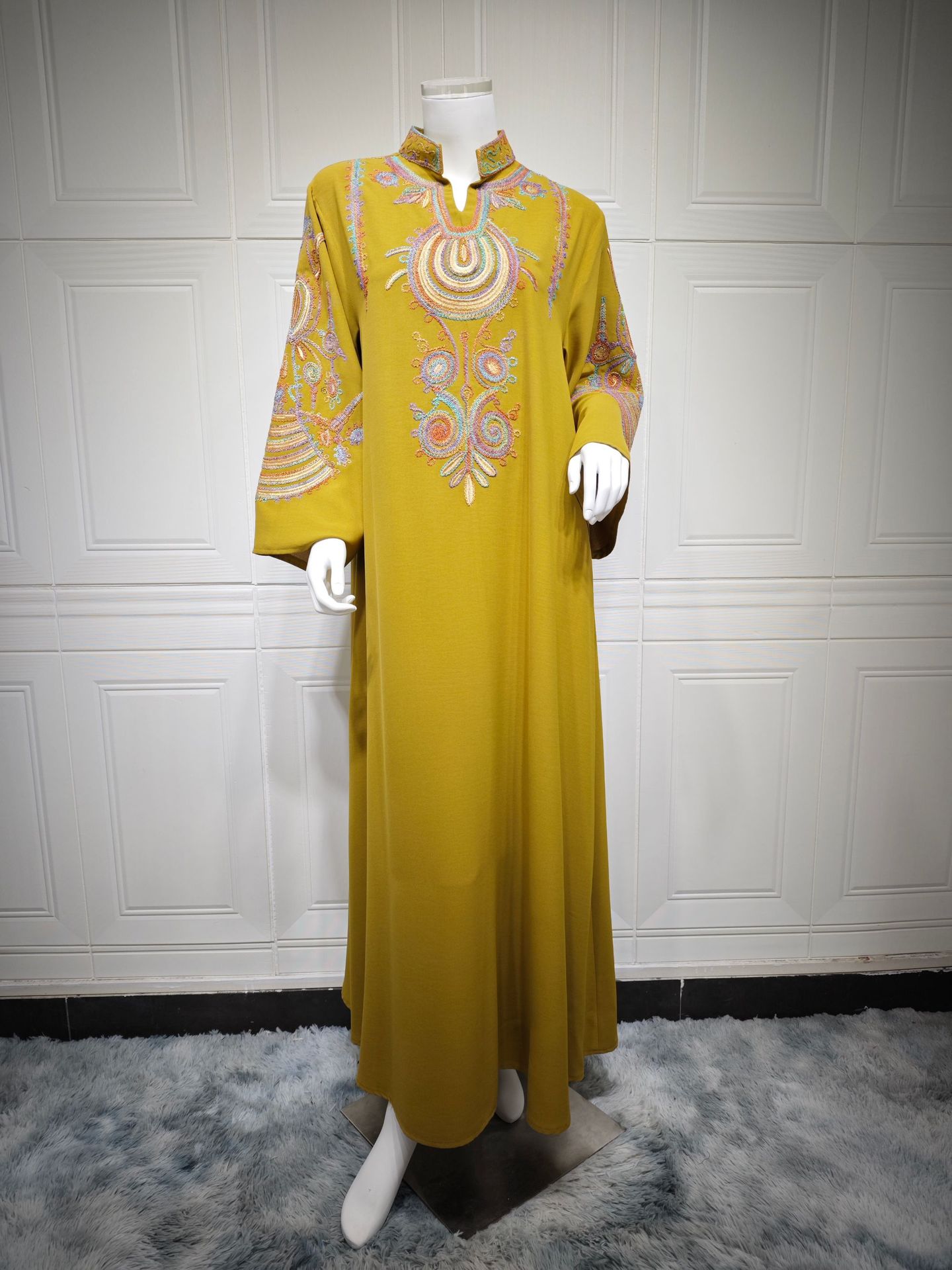 Abaya brodée Maison Taw'am