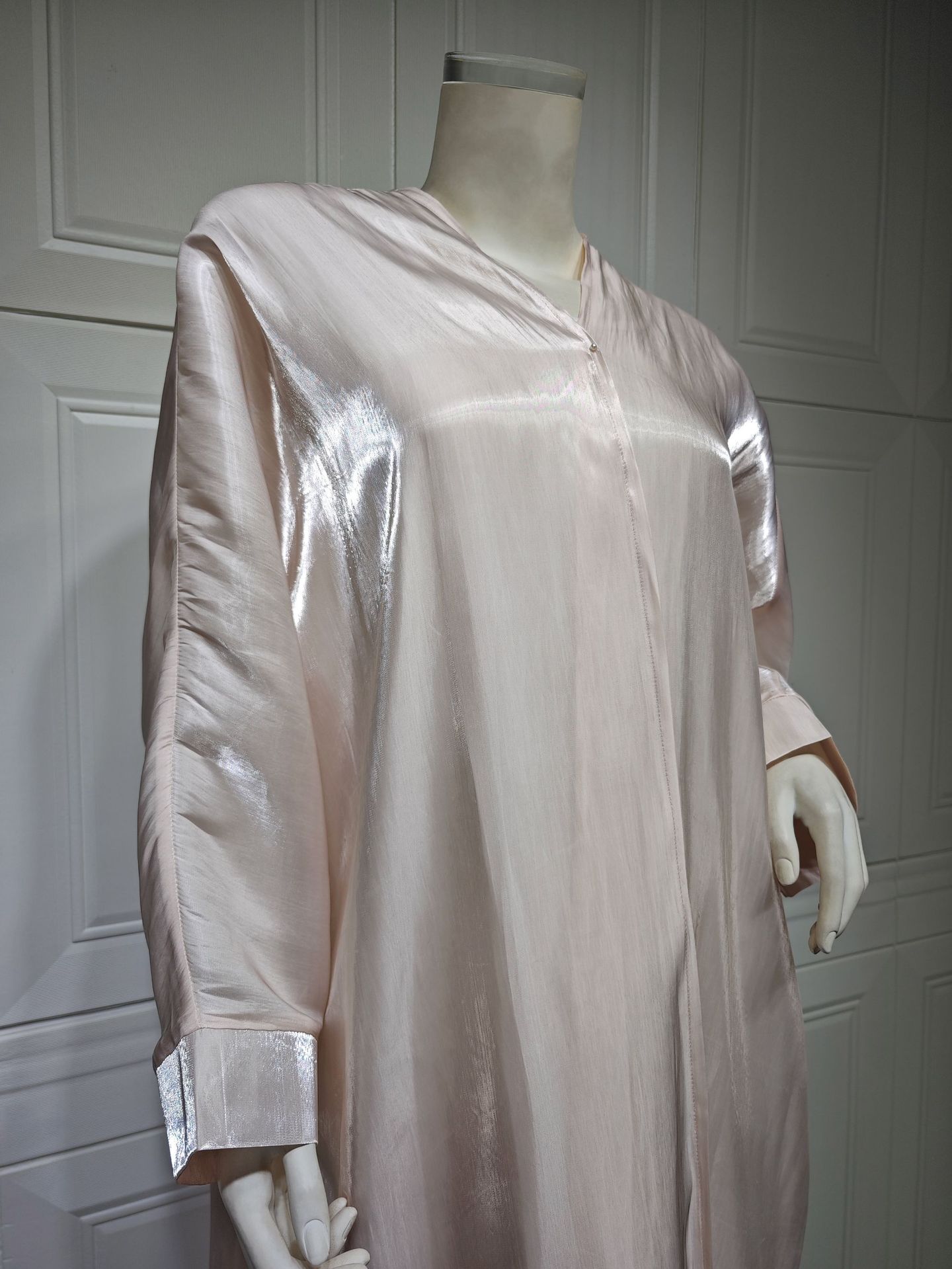 Abaya satin de soie brillante Maison Taw'am