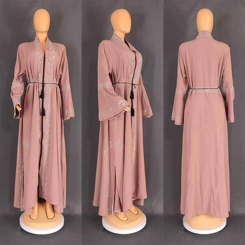 Robe brillante Maison Taw'am
