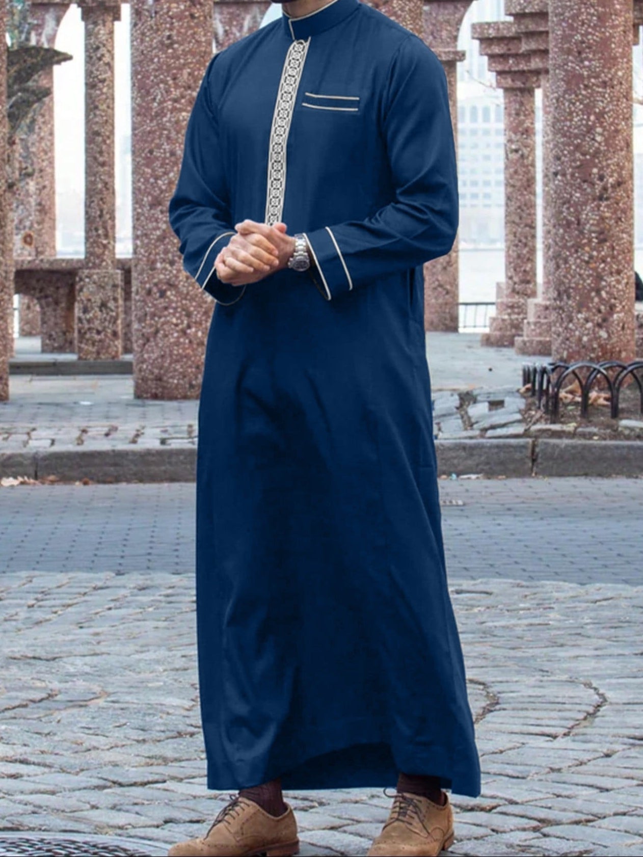 Qamis brodé Maison Taw'am