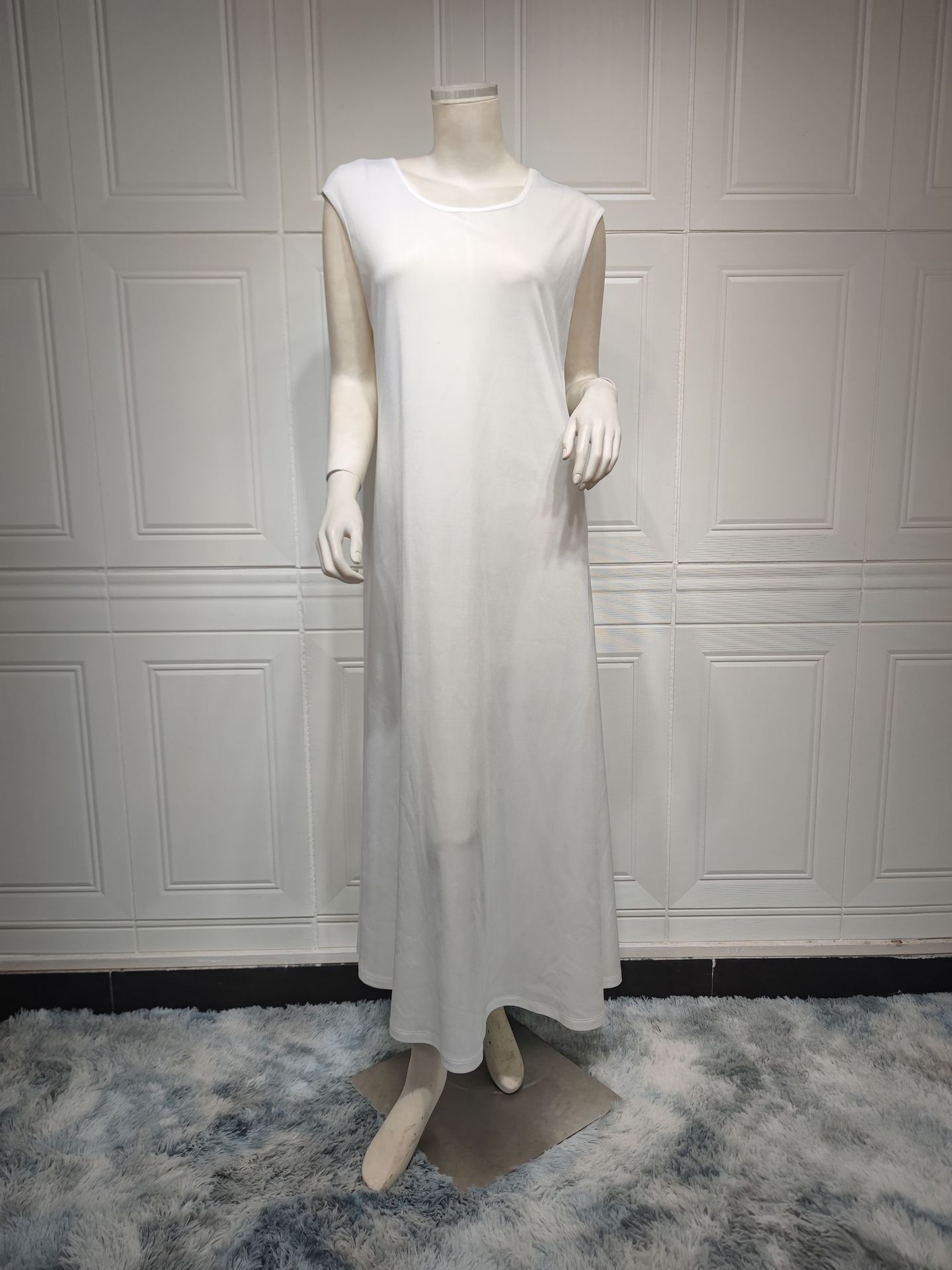 Robe en satin de soie brillante Maison Taw'am
