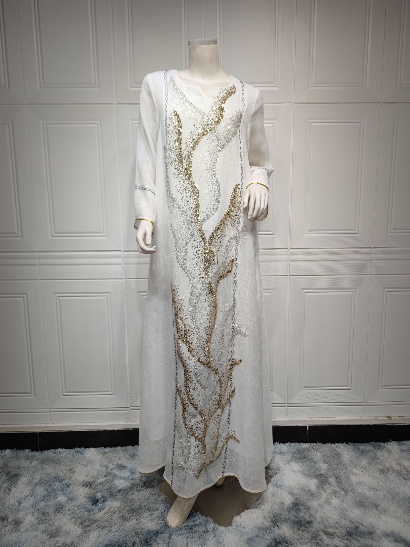 Robe brodée sequin Maison Taw'am